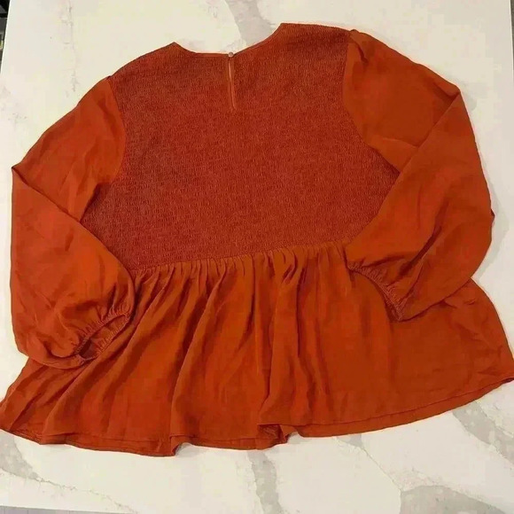 Cato Burnt Orange Smocked Peplum Blouse Women’s 22/24W Keyhole Back Scoop Neck - Picture 4 of 6